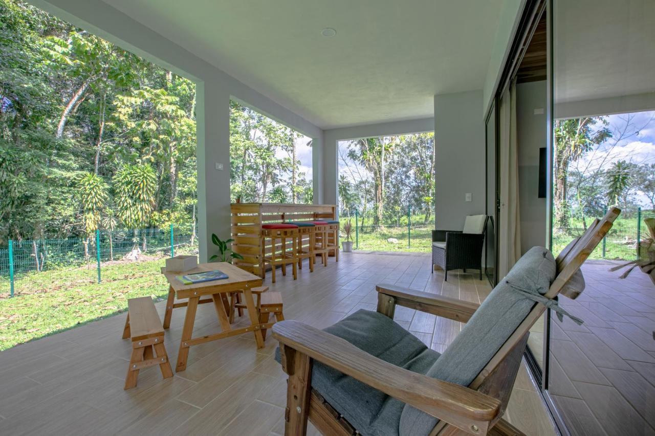 River Paradise Villa With Private Jacuzzi La Fortuna Bagian luar foto