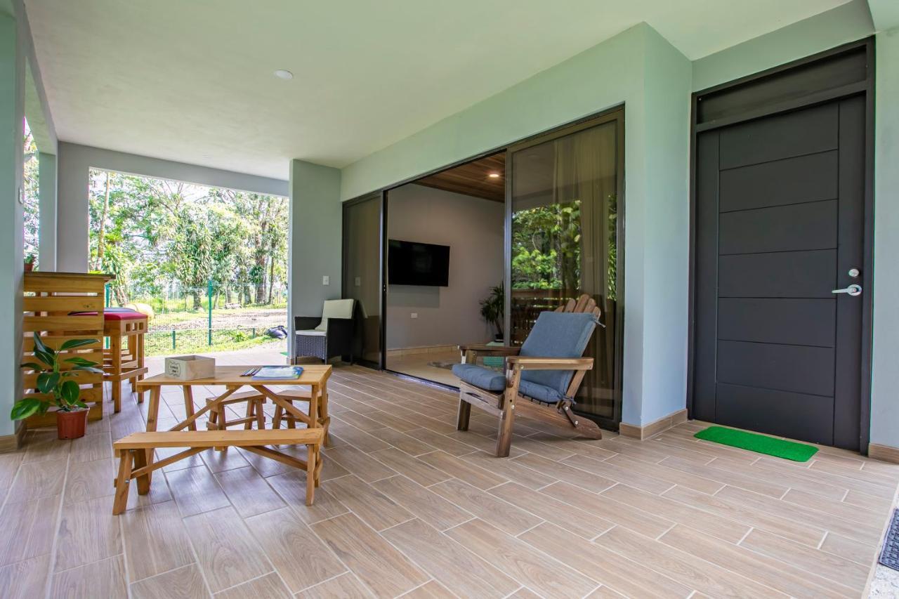 River Paradise Villa With Private Jacuzzi La Fortuna Bagian luar foto