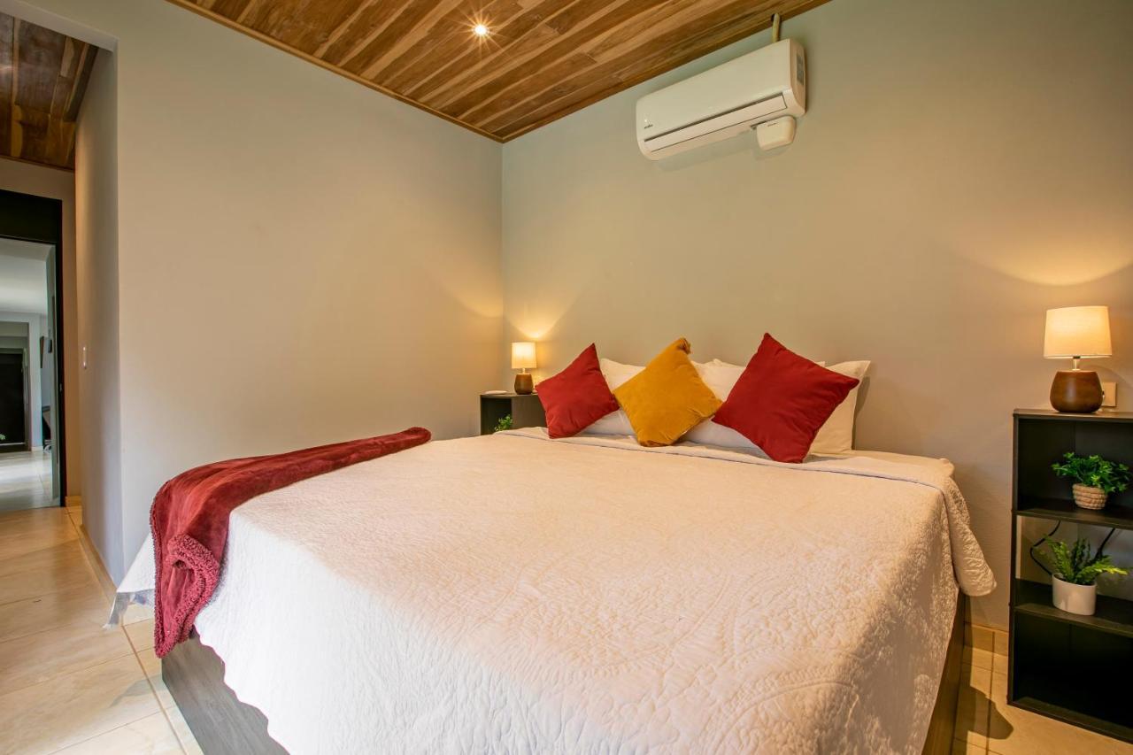 River Paradise Villa With Private Jacuzzi La Fortuna Bagian luar foto