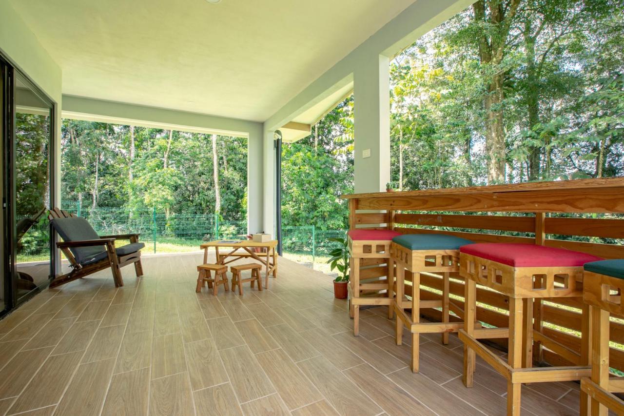 River Paradise Villa With Private Jacuzzi La Fortuna Bagian luar foto